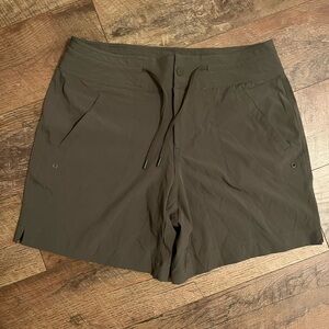 Women’s Athletic Shorts
